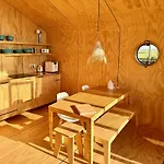 Lakehouses Luxe Family House 6 Pers 펜션