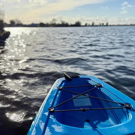 Lakehouses Luxe Family House 6 Pers Hébergement de vacances Oud Ade