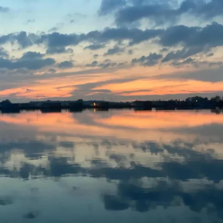 Lakehouses Luxe Family House 6 Pers *