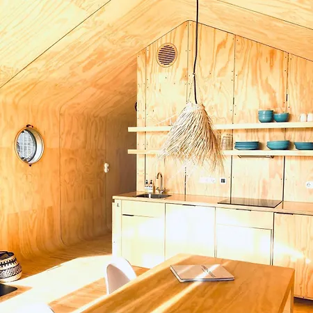 Lakehouses Luxe Family House 6 Pers 펜션 *