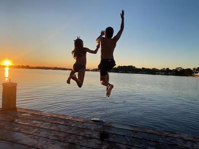 بيت للعطل Lakehouses Luxe Family House 6 Pers