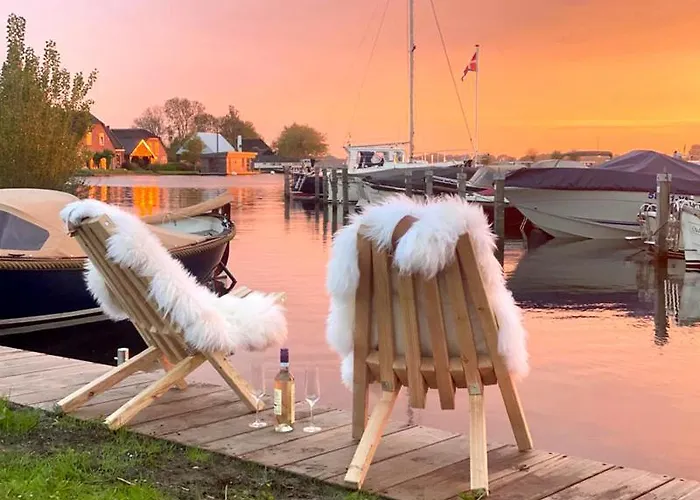 بيت للعطل Lakehouses Luxe Family House 6 Pers