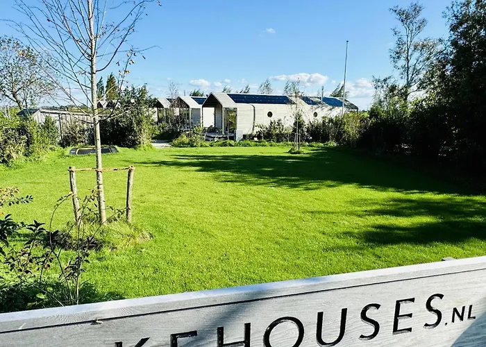 Feriehus Lakehouses Luxe Family House 6 Pers