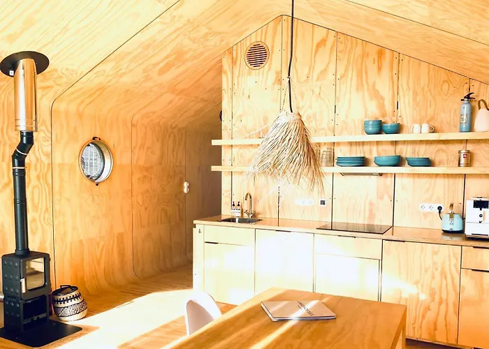 Lakehouses Luxe Family House 6 Pers Hébergement de vacances *